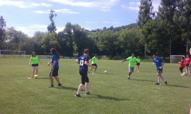 Dziewczęce zmagania z piłką nożną na Węgrzech, czyli Erasmus na sportowo!
